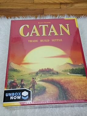 NWT CATAN Classic Board Game by Klaus Teuber Trade Build Settle Strategy Game